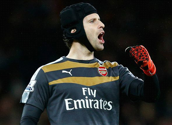 Petr Cech phá bung kỉ lục ở Premier League