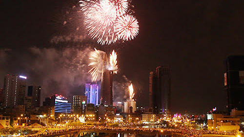 Náo nức chào đón thời khắc sang năm 2016