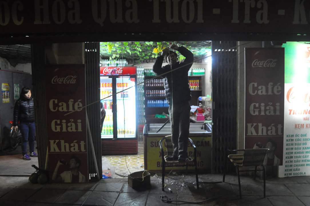 Hà Nội: Khống chế kẻ ngáo đá náo loạn cả khu phố