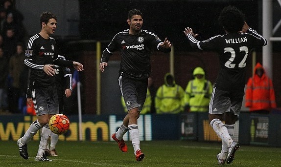 Diego Costa nâng tỷ số lên 3-0 cho Chelsea