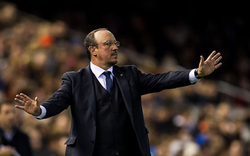Lộ lý do HLV Benitez bị bay ghế tại Real Madrid