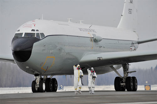 Mỹ điều phi cơ 'ngửi' phóng xạ tới gần Triều Tiên