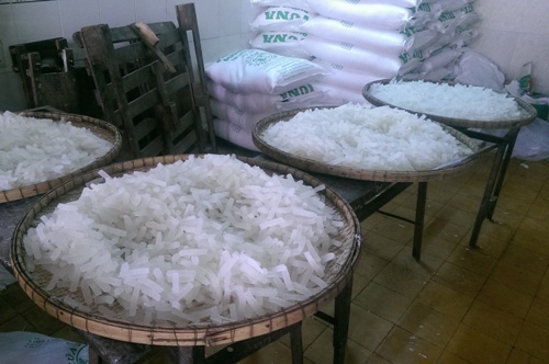 Phát hiện 2 cơ sở mứt ở Sài Gòn dùng chất tẩy trắng