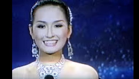 Hoa hậu Mai Phương Thúy thi ứng xử