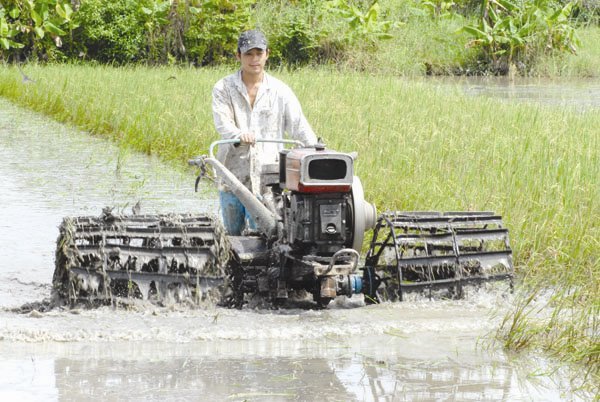 Ô tô Vinaxuki: Ông Huyên tuổi 70, cuộc đời không như mơ