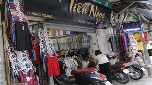Thu hồi lợi nhuận cho thuê trái phép nhà 17 phố Hàng Ngang