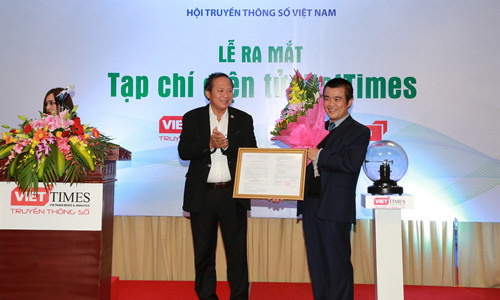 Ra mắt Tạp chí điện tử VietTimes