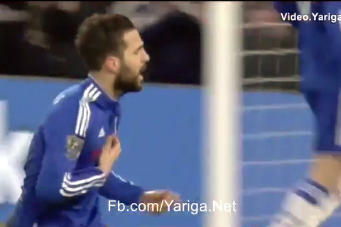 Fabregas ghi điểm san bằng tý số 2-2