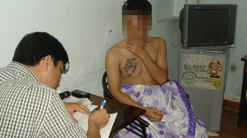 Vào viện chăm người ốm, gã trai dâm ô bé gái 14 tuổi