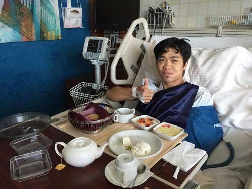 Công Phượng vui mừng vì được xuất viện