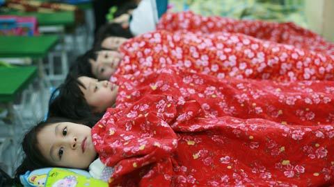1001 cách xoay xở chống rét cho học sinh
