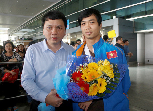 Công Phượng - Công Minh: Là 2 Công đấy, nhưng mà khác nhau