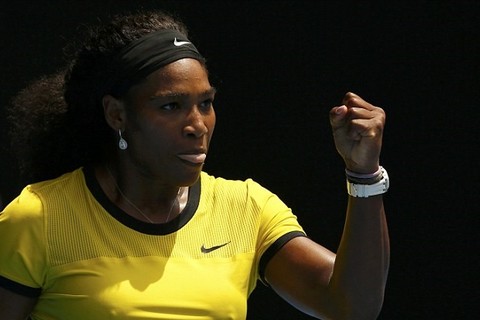 Xem Serena Williams dũng mãnh 