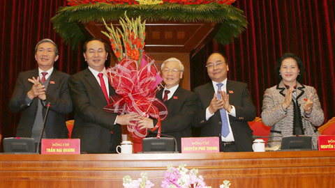 Ông Nguyễn Phú Trọng tái đắc cử Tổng bí thư