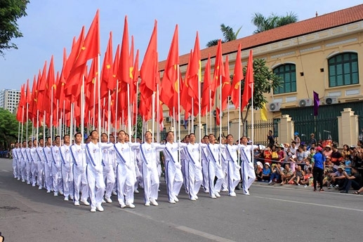 Hãy thôi say sưa tự ca ngợi mình