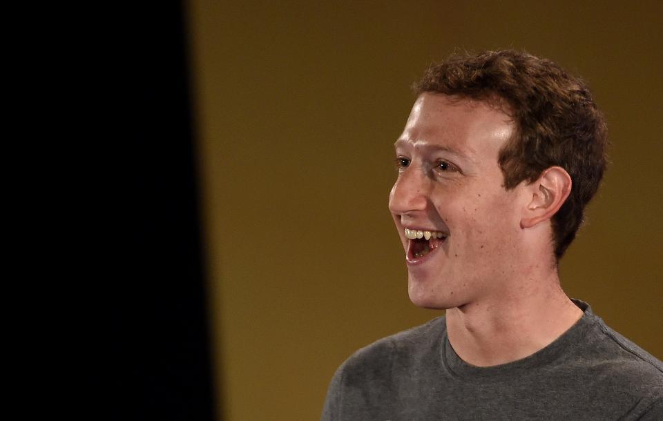Facebook kiếm hơn 13 tỉ USD từ quảng cáo trên di động