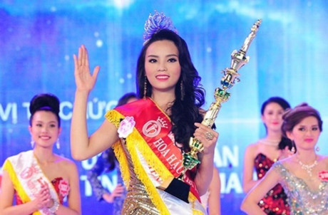 Dân mạng mỉa mai việc Kỳ Duyên muốn đi thi Hoa hậu Thế giới