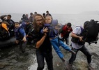 Lật thuyền chở người di cư, 40 người chết đuối