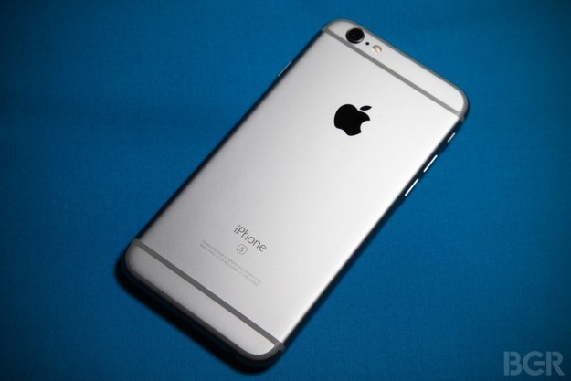 Giá iPhone ở đâu rẻ nhất, đắt nhất thế giới?