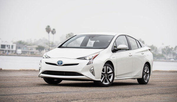 Toyota có thể tạm dừng sản xuất ở Nhật do thiếu thép