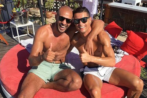 Mặc lệnh cấm, Ronaldo 