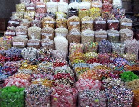 Kinh nghiệm chọn mua bánh, mứt, kẹo ngon và an toàn ngày Tết