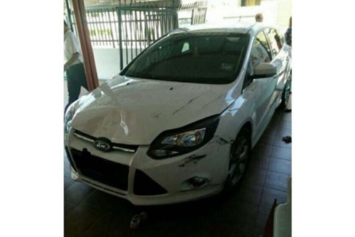 Mẹ đạp nhầm ga tông chết con gái trước cổng trường