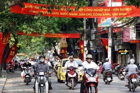 “Bản sắc Việt”: Cần gìn giữ và cần… phôi pha