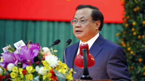 Phút tâm tình bàn giao chức vụ của ông Phạm Quang Nghị