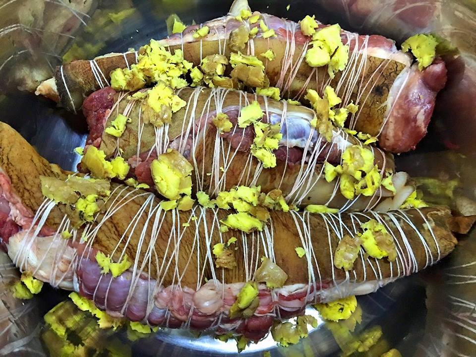 28 Tết, chị em vào bếp nấu những món ngon 