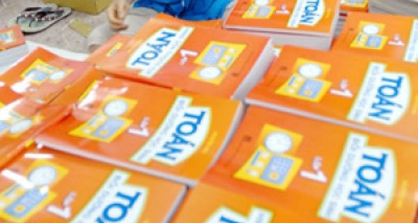 Nhiều bộ sách giáo khoa, chẳng mấy mặn mà