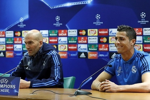 Ronaldo bỏ dở họp báo khi bị hỏi về bộ ba MNS