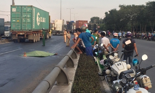 Bất ngờ 102 người chết vì đi bộ sai ở Hà Nội