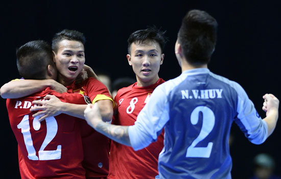 FIFA chúc mừng ĐTVN giành vé dự Futsal World Cup 2016