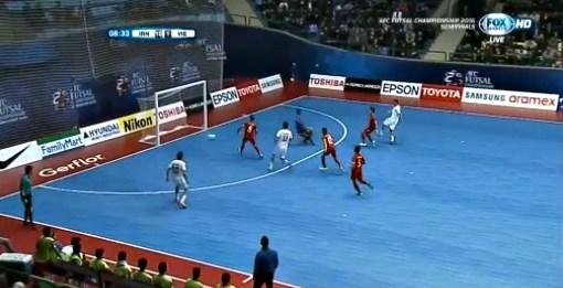 Javid, người có cú dứt điểm đơn giản để lập hat-trick