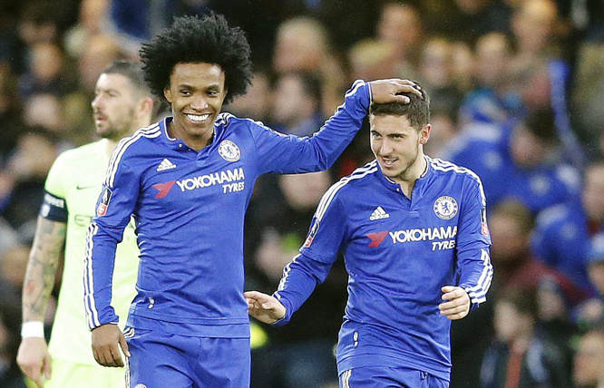 Vùi dập Man City, Chelsea giương oai ở FA Cup