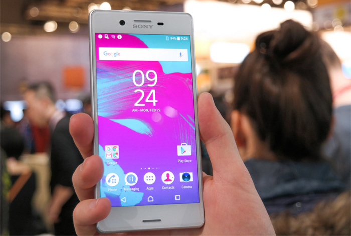Sony bất ngờ ra mắt 3 smartphone Xperia, ZTE tung bộ đôi tầm trung