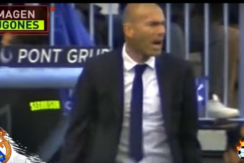 Zidane nổi điên với Ronaldo vì hỏng penalty