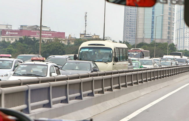 Hà Nội: Ôtô được chạy 90km/h ở đường vành đai 3 trên cao