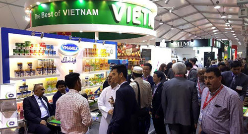 Vinamilk ký hợp đồng xuất khẩu sữa bột trẻ em 12,5 triệu đô