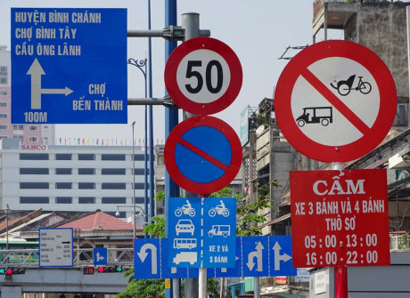 Đầu tháng 3, gỡ biển báo 50 km/h ở đường đôi