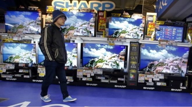 Thương vụ Foxconn – Sharp bị hoãn vào 