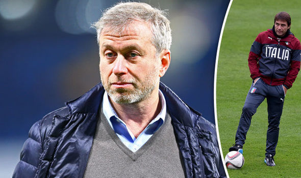 Conte bắt tay Abramovich, ký hợp đồng trên du thuyền tỷ đô