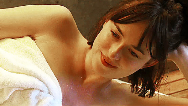 Mỹ nhân '50 sắc thái' tái xuất với phim 16+