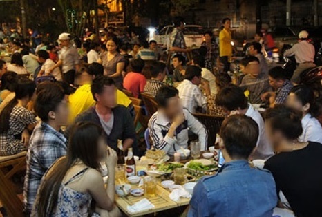 Ăn nhậu - Hình ảnh phản cảm trong xã hội văn minh - VietNamNet