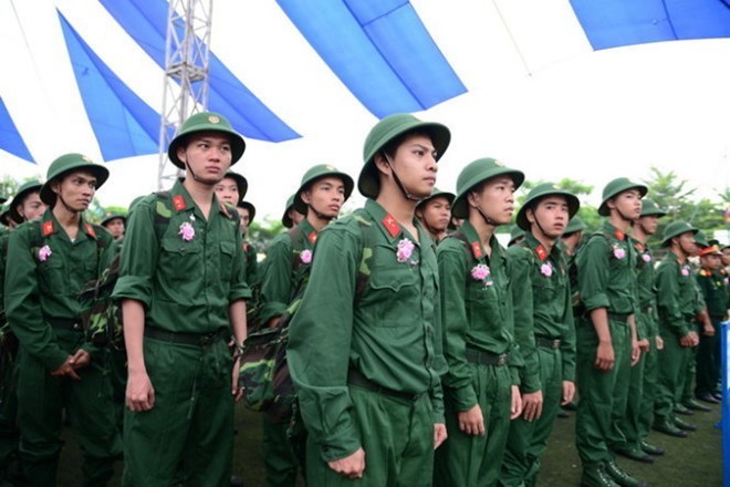 Vợ mang thai, tôi có được hoãn nghĩa vụ quân sự?