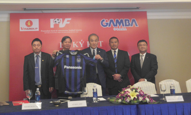 Bắt tay cùng Gamba Osaka, PVF muốn 