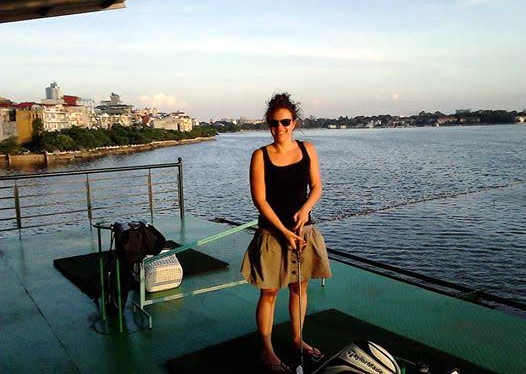 Tây sang Việt Nam, ngả mũ học chơi trò quý tộc