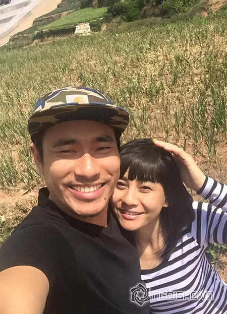 Bằng chứng Cát Phượng đang hẹn hò