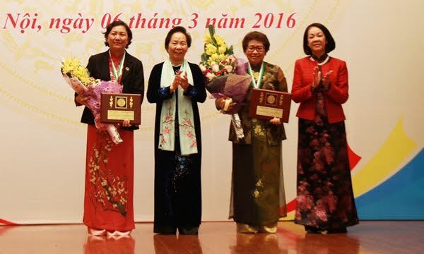 Nữ PGS sáng chế công nghệ xử lý dioxin nhận giải Kovalevskaia